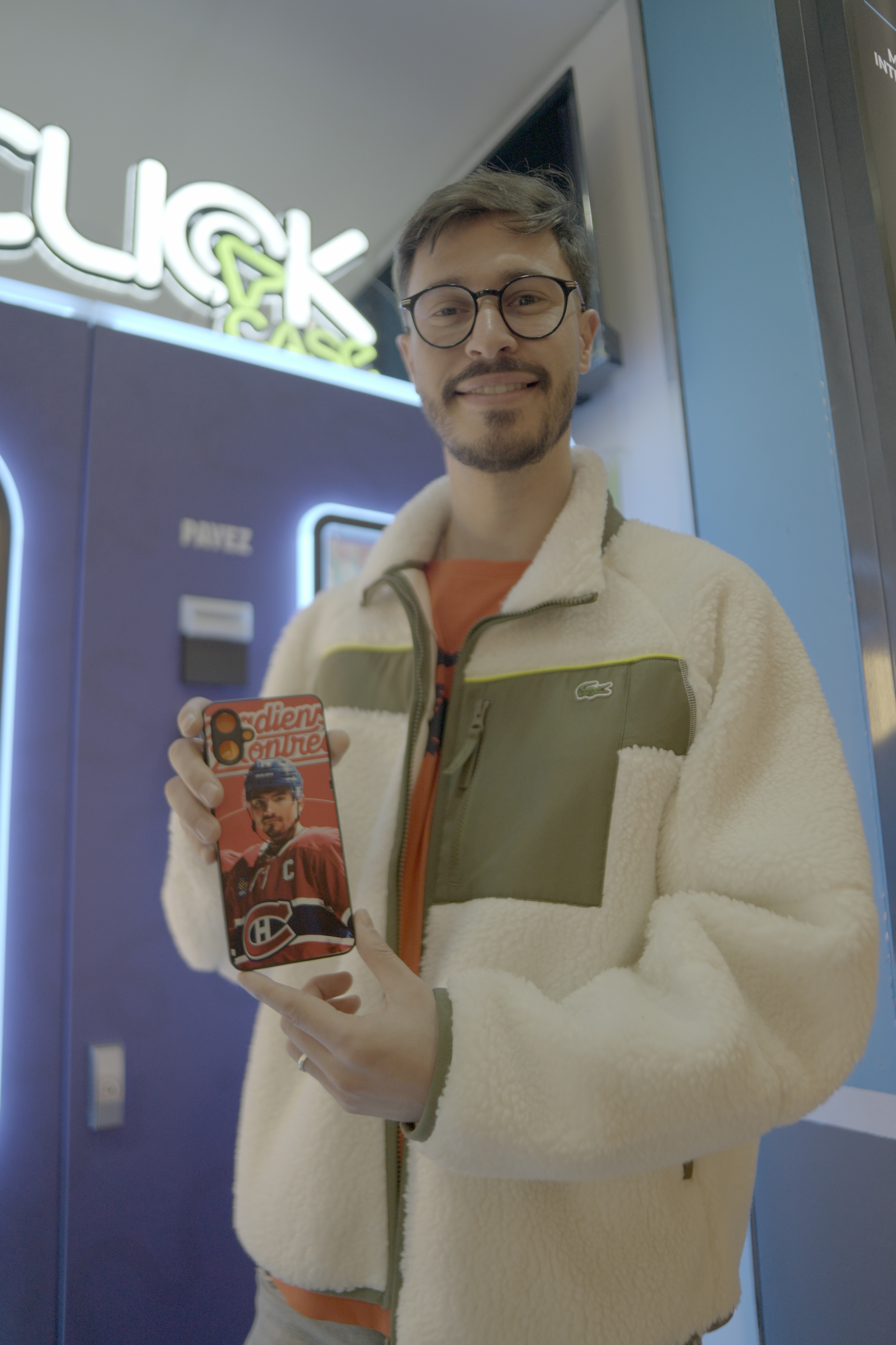 Client heureux avec ClickCase